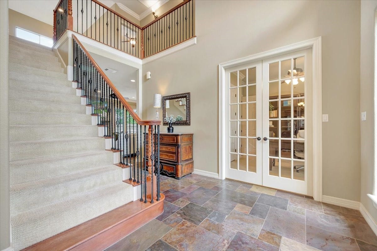 51 Deerwood Court, Lake Jackson, TX 77566