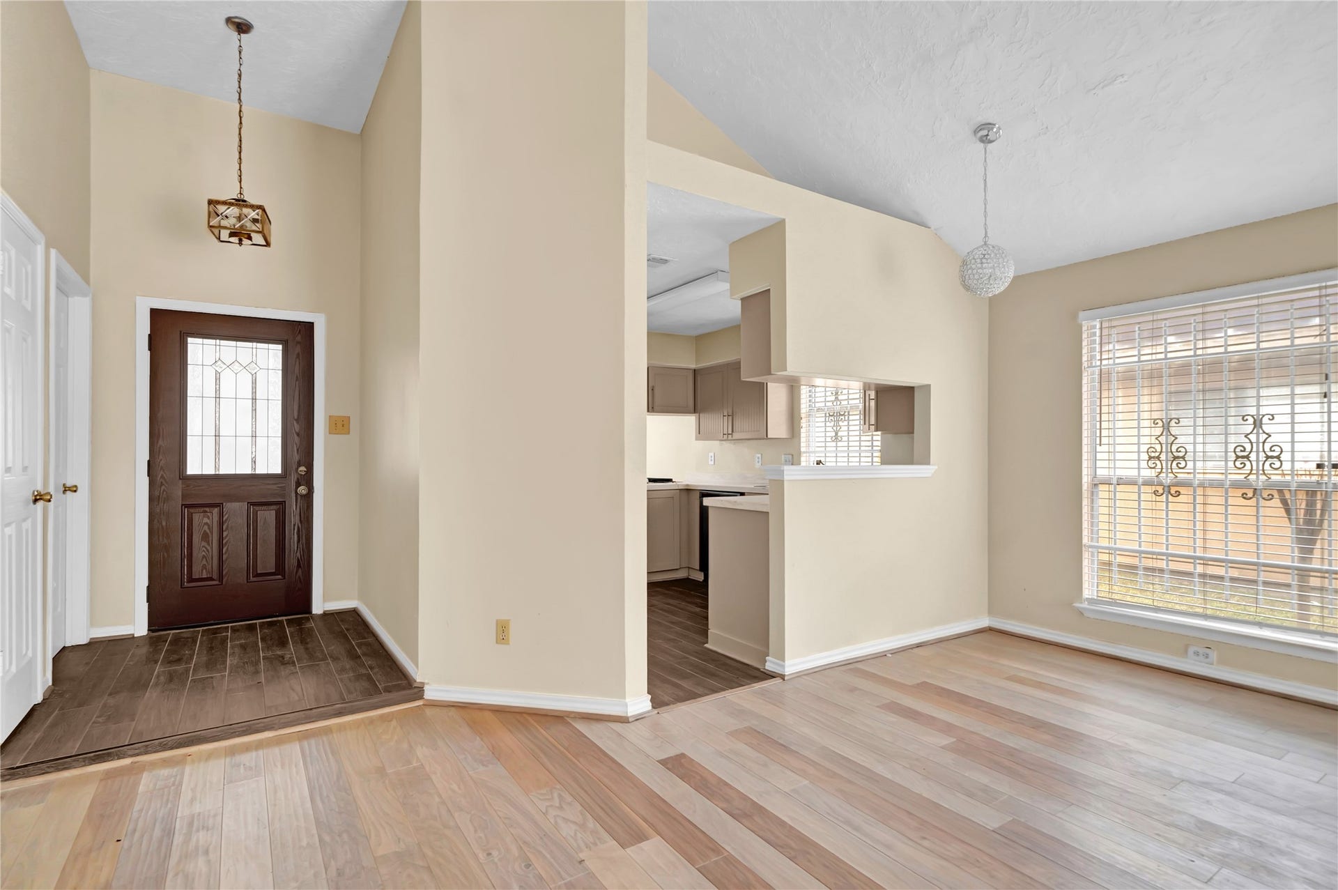 11734 Fairpoint Drive, Houston, TX 77099 11734 Fairpoint Drive, Houston, TX 77099