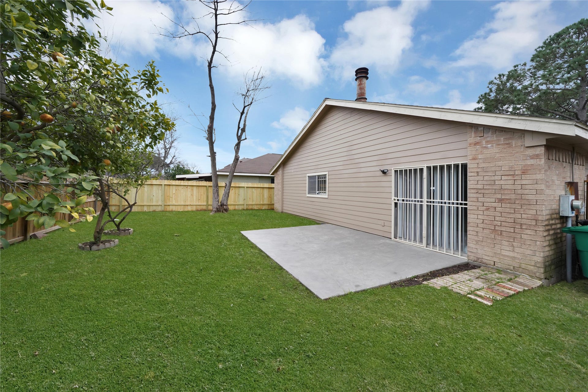 11734 Fairpoint Drive, Houston, TX 77099 11734 Fairpoint Drive, Houston, TX 77099