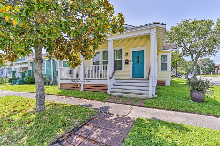 Property photo for 3927 Bernardo De Galvez Avenue, Galveston, TX