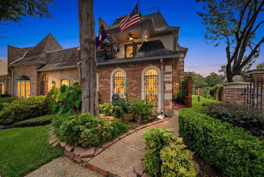 Property photo for 9584 Briar Forest Drive, Houston, TX