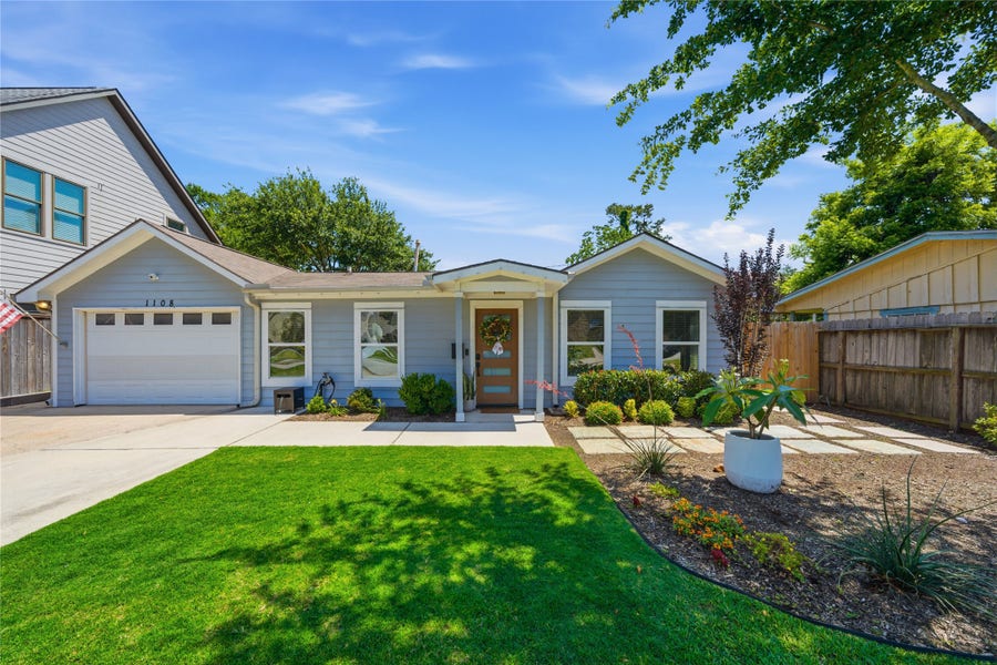 Property photo for 1108 Wakefield Drive, Houston, TX