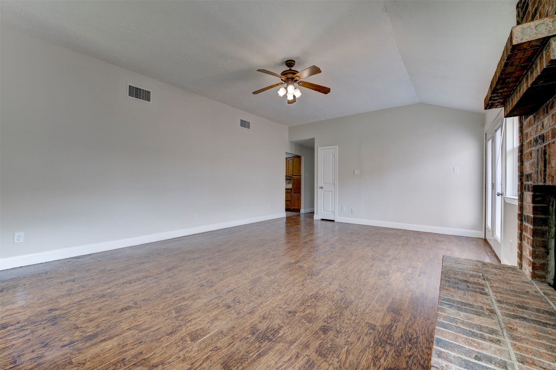 4814 Big Reef Drive, Bacliff, TX 77518 4814 Big Reef Drive, Bacliff, TX 77518