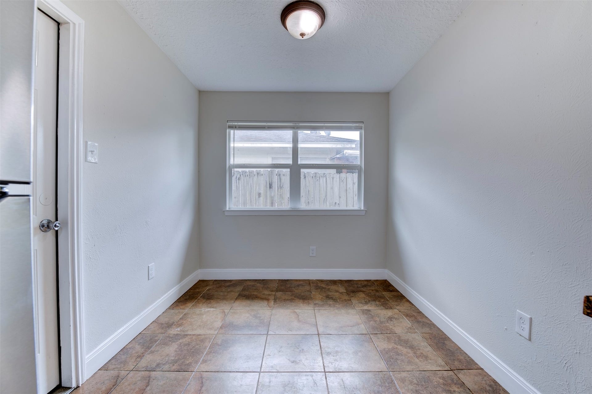 4814 Big Reef Drive, Bacliff, TX 77518 4814 Big Reef Drive, Bacliff, TX 77518