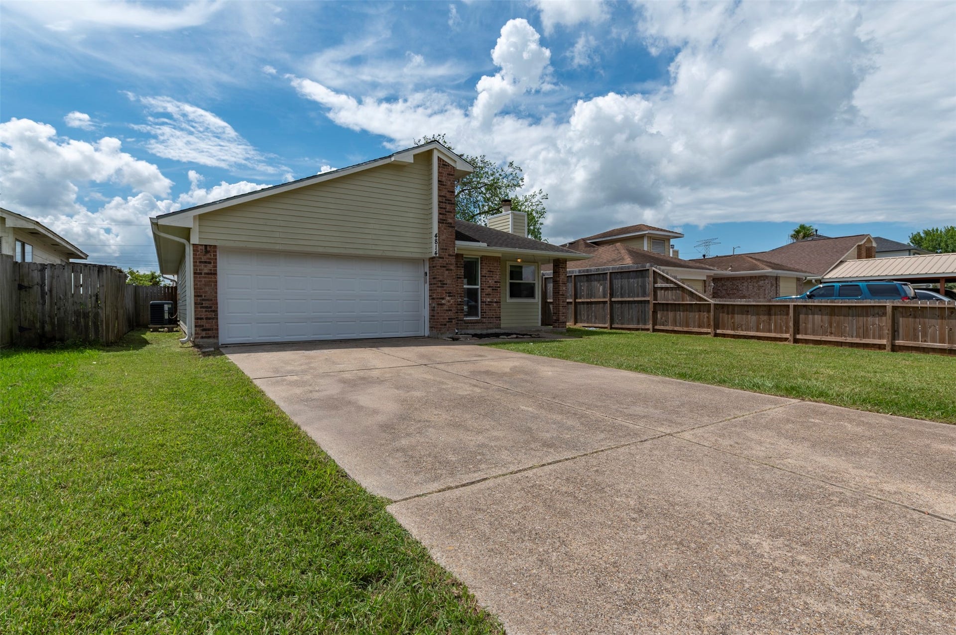 4814 Big Reef Drive, Bacliff, TX 77518 4814 Big Reef Drive, Bacliff, TX 77518