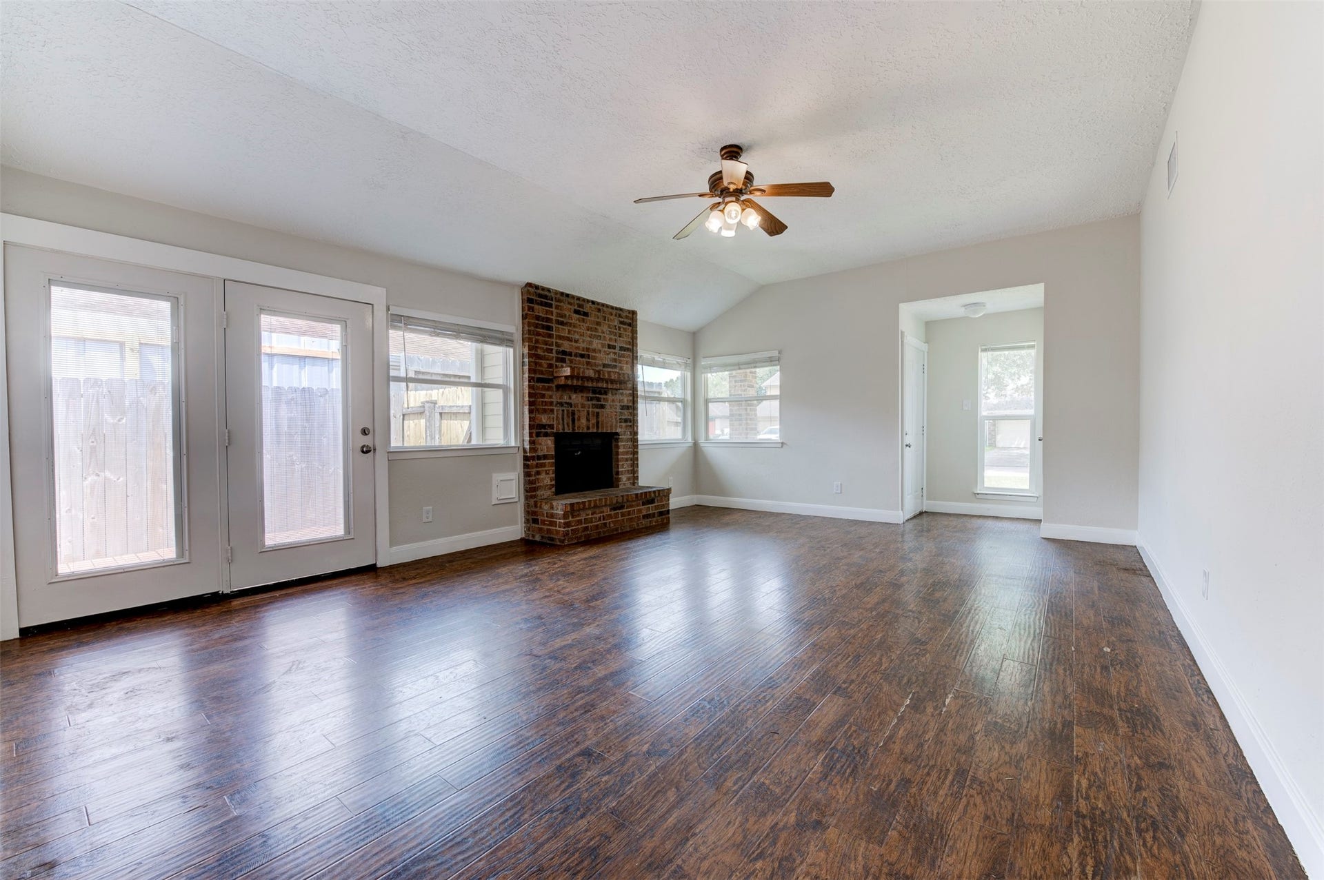 4814 Big Reef Drive, Bacliff, TX 77518 4814 Big Reef Drive, Bacliff, TX 77518