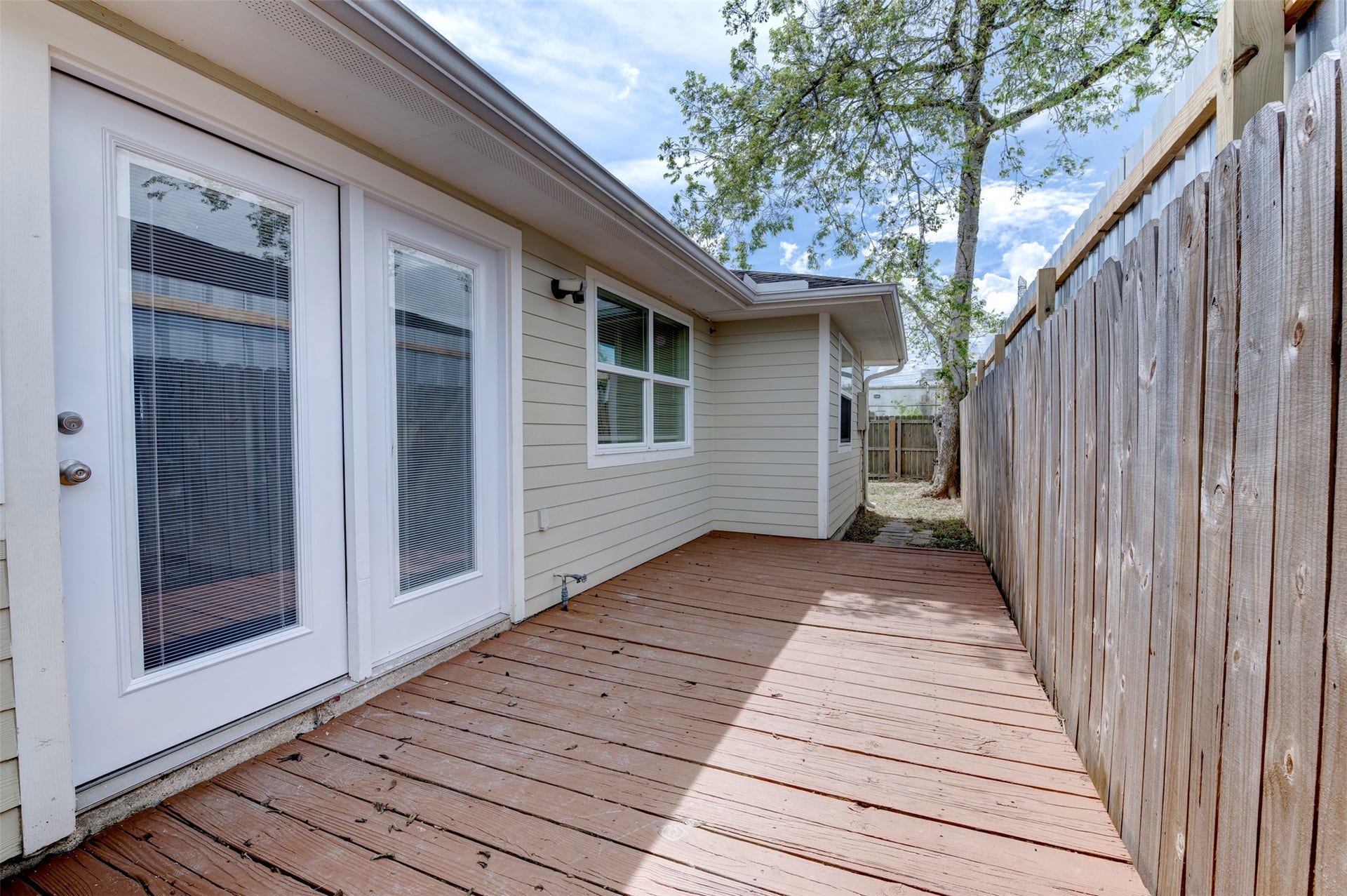 4814 Big Reef Drive, Bacliff, TX 77518 4814 Big Reef Drive, Bacliff, TX 77518