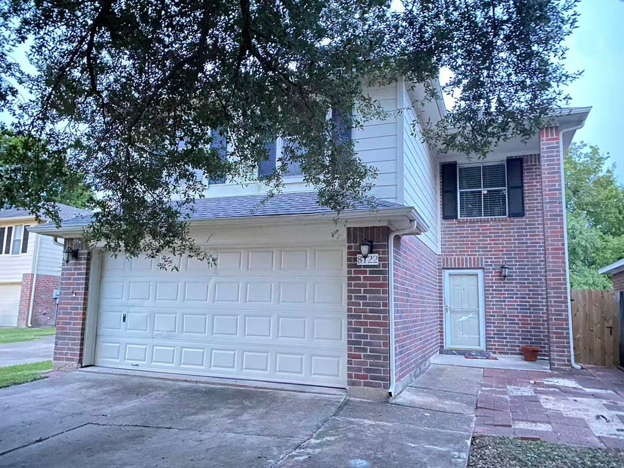 Property photo for 8122 Golf Green Circle, Houston, TX