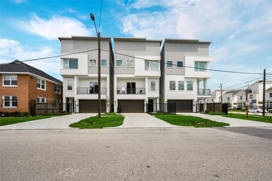 Property photo for 2102 Live Oak Street, Houston, TX