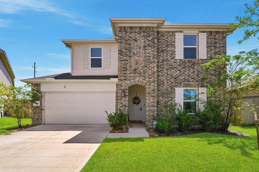 Property photo for 17946 Sommerset Falls Ln, Crosby, TX