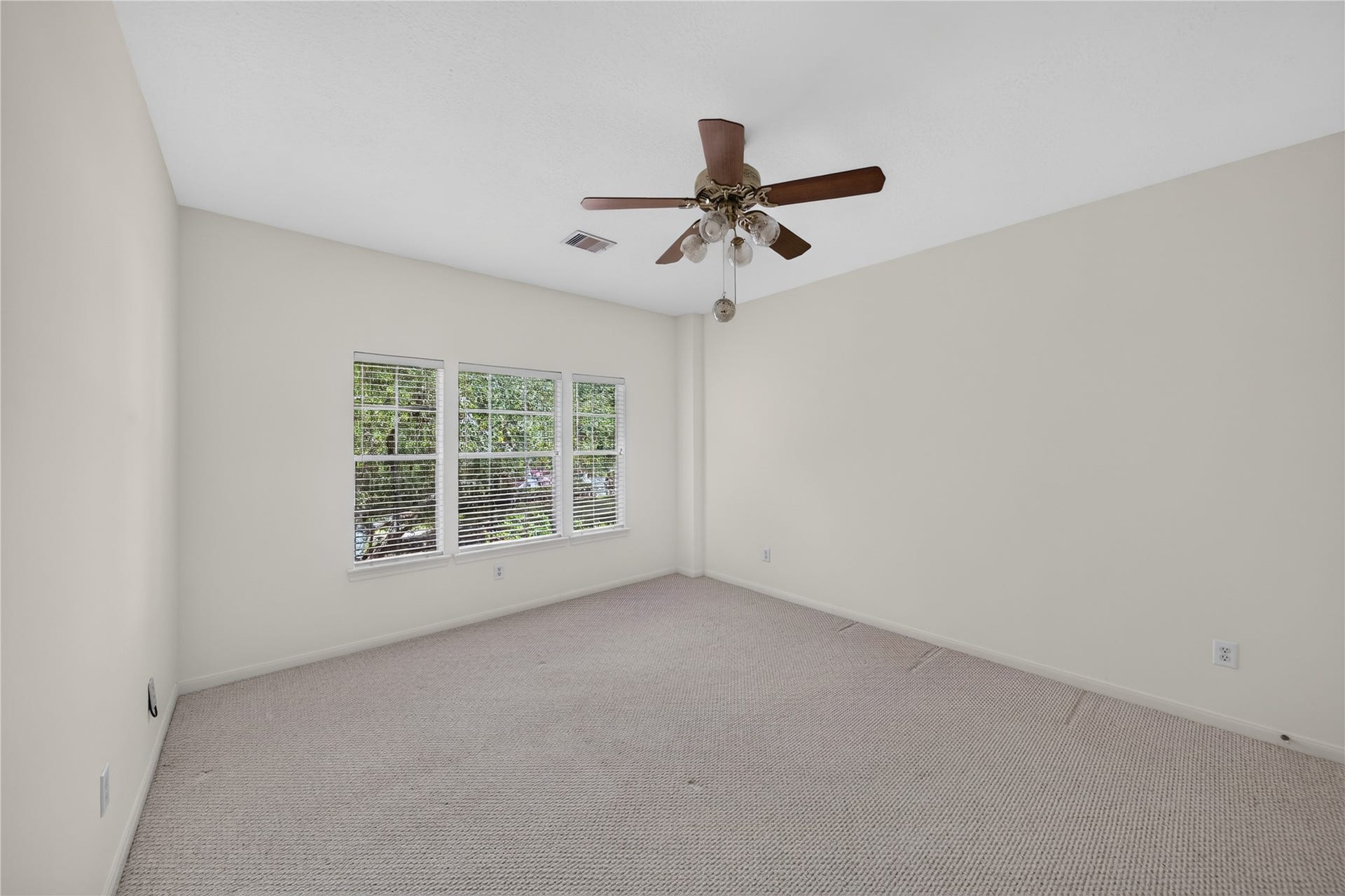 4311 Greystone Way, Sugar Land, TX 77479 4311 Greystone Way, Sugar Land, TX 77479