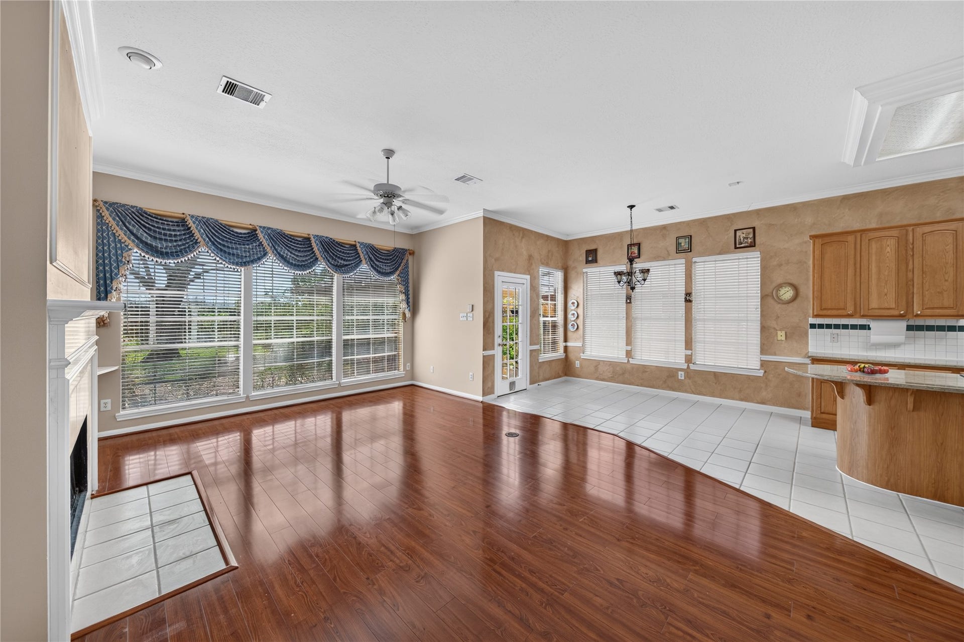 4311 Greystone Way, Sugar Land, TX 77479 4311 Greystone Way, Sugar Land, TX 77479