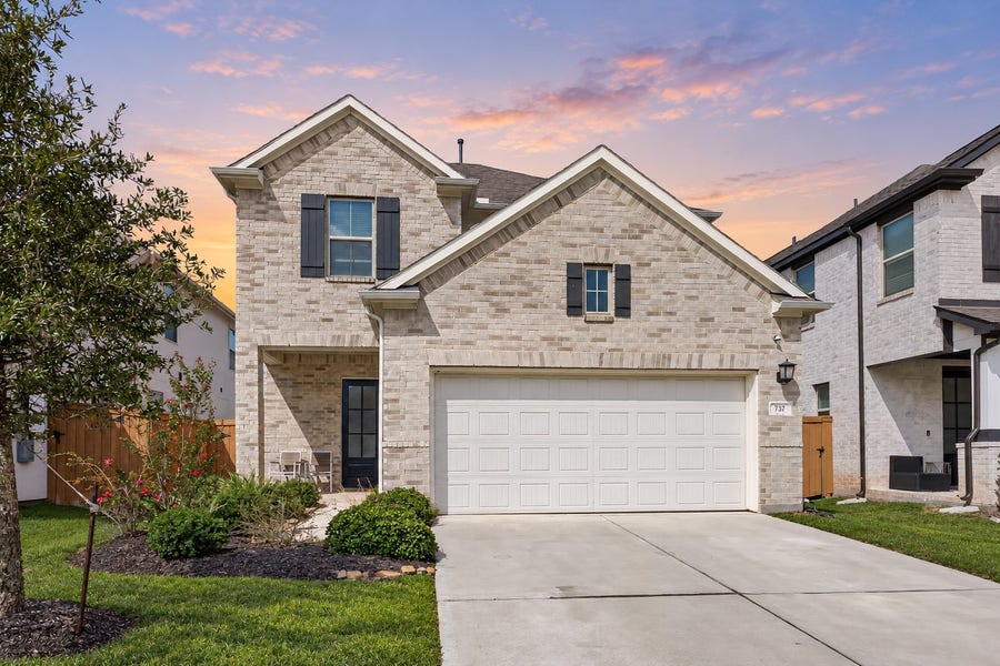 Property photo for 737 Lake Lacosta Drive, Katy, TX