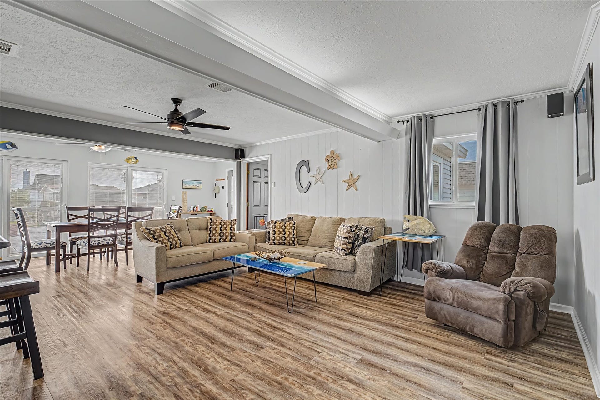 400 Ling, Bayou Vista, TX 77563 400 Ling, Bayou Vista, TX 77563