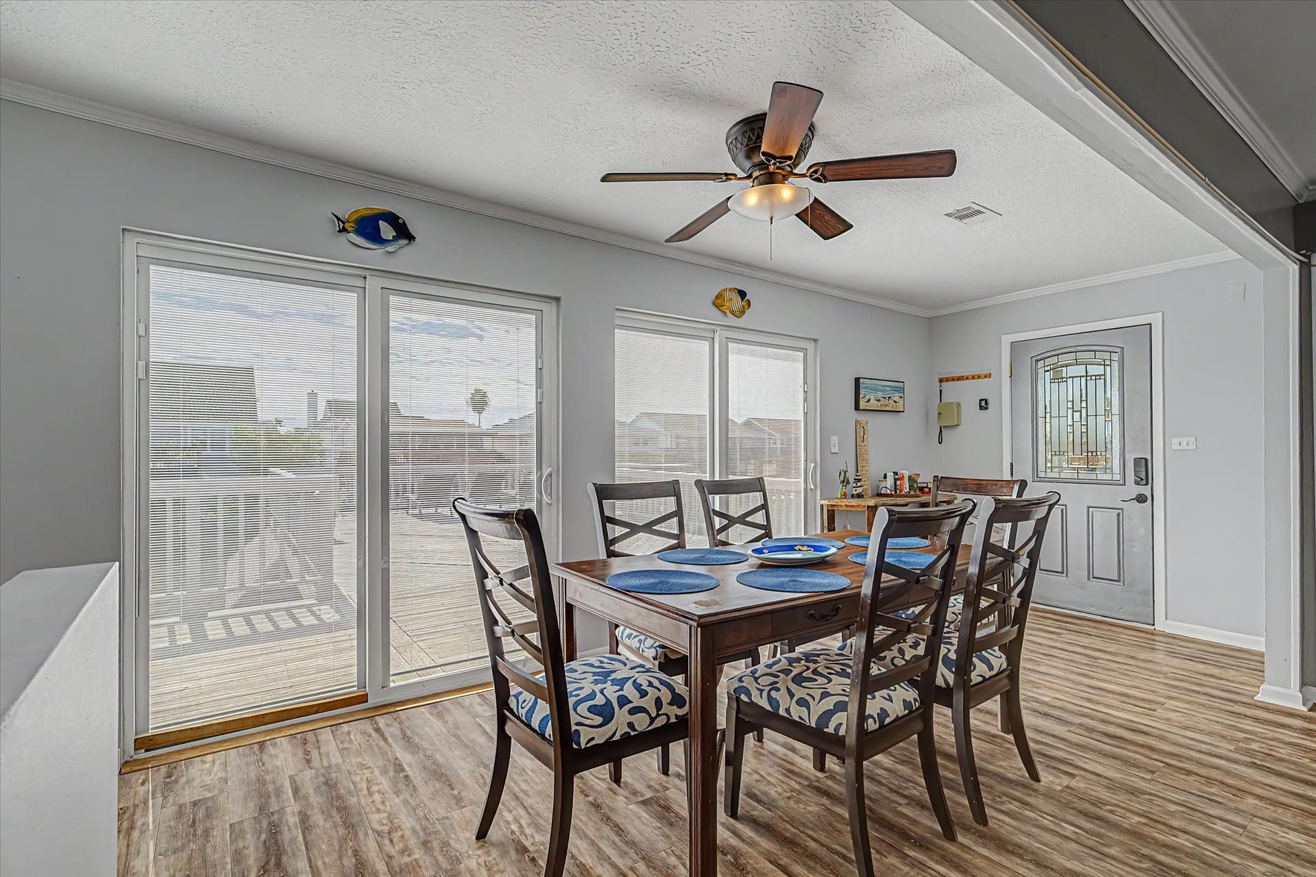 400 Ling, Bayou Vista, TX 77563 400 Ling, Bayou Vista, TX 77563