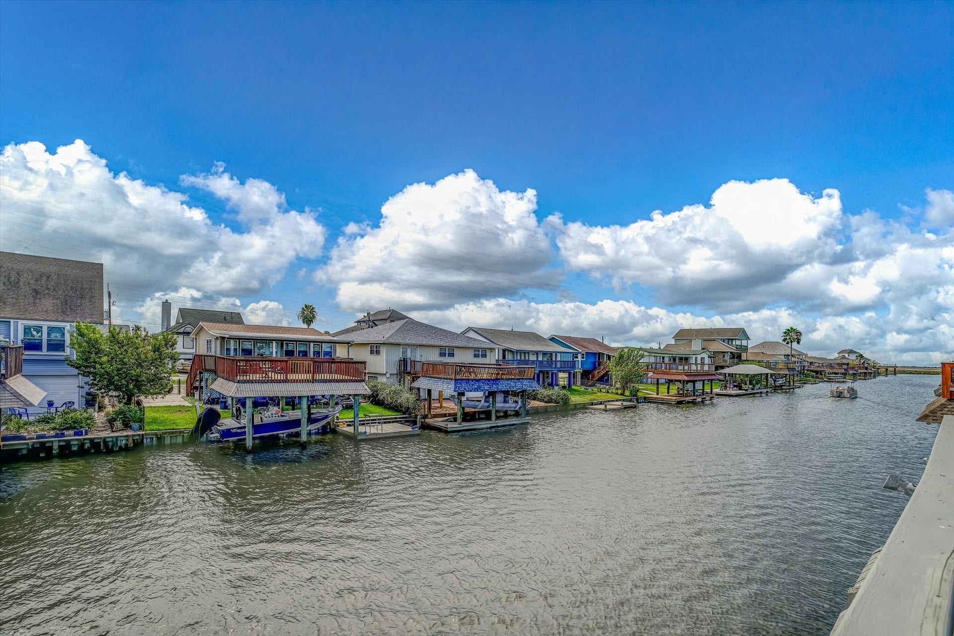 400 Ling, Bayou Vista, TX 77563 400 Ling, Bayou Vista, TX 77563