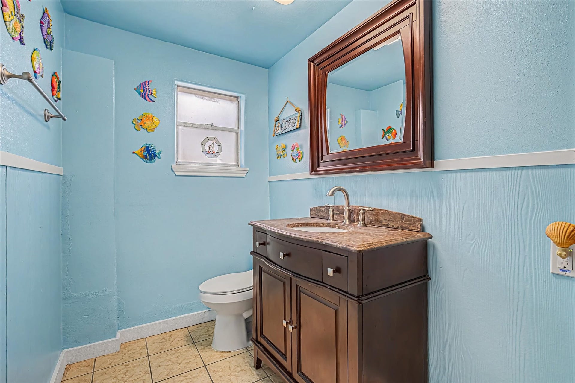 400 Ling, Bayou Vista, TX 77563 400 Ling, Bayou Vista, TX 77563