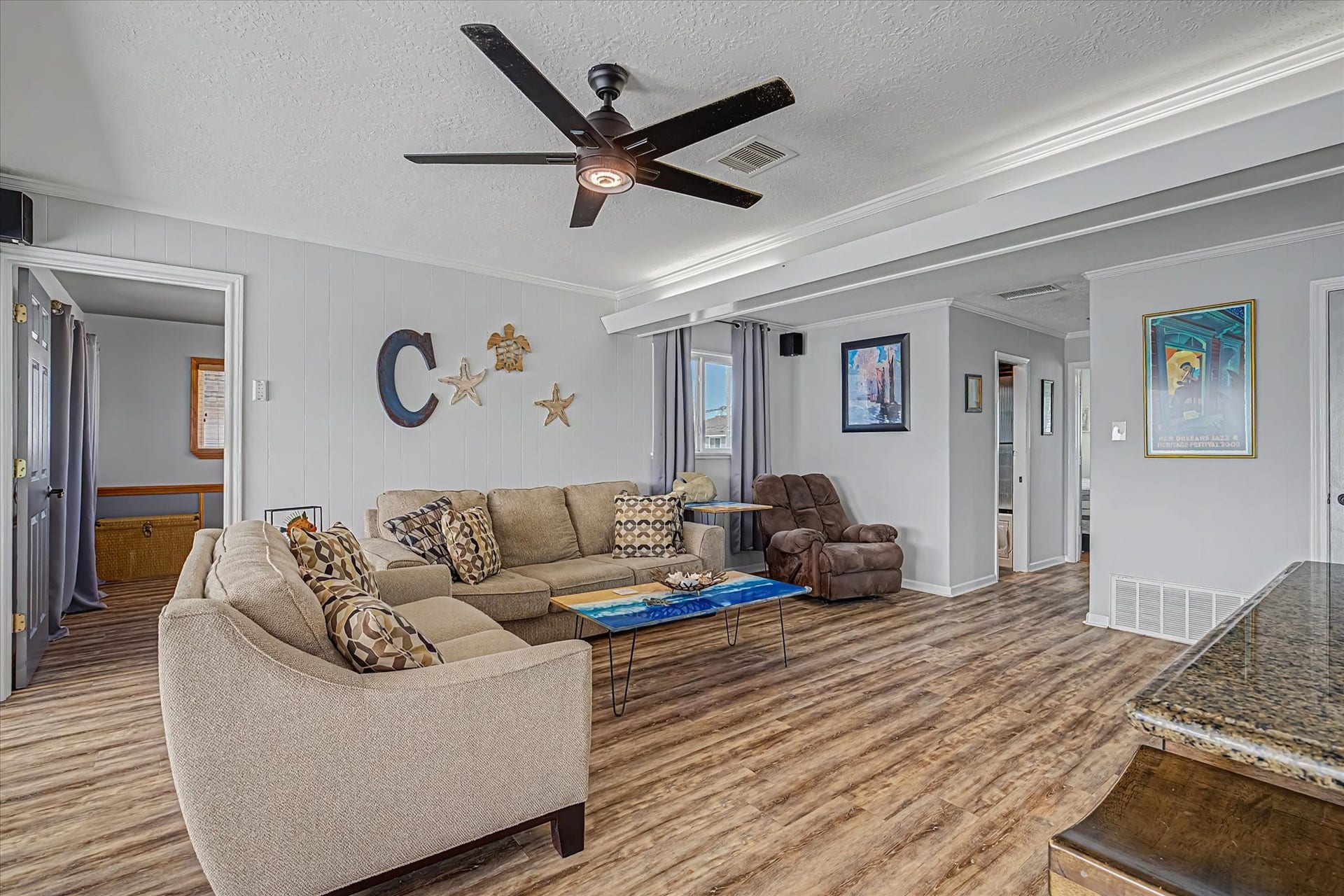 400 Ling, Bayou Vista, TX 77563 400 Ling, Bayou Vista, TX 77563
