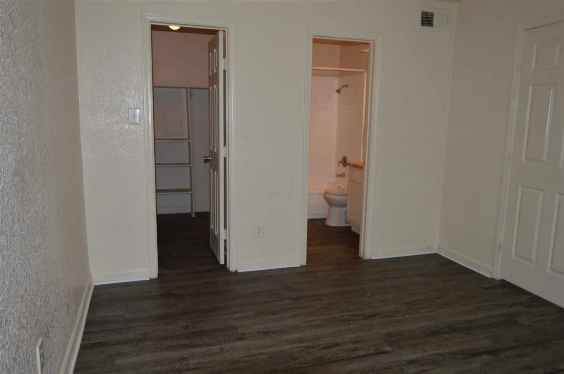 8100 Creekbend Drive, #174, Houston, TX 77071