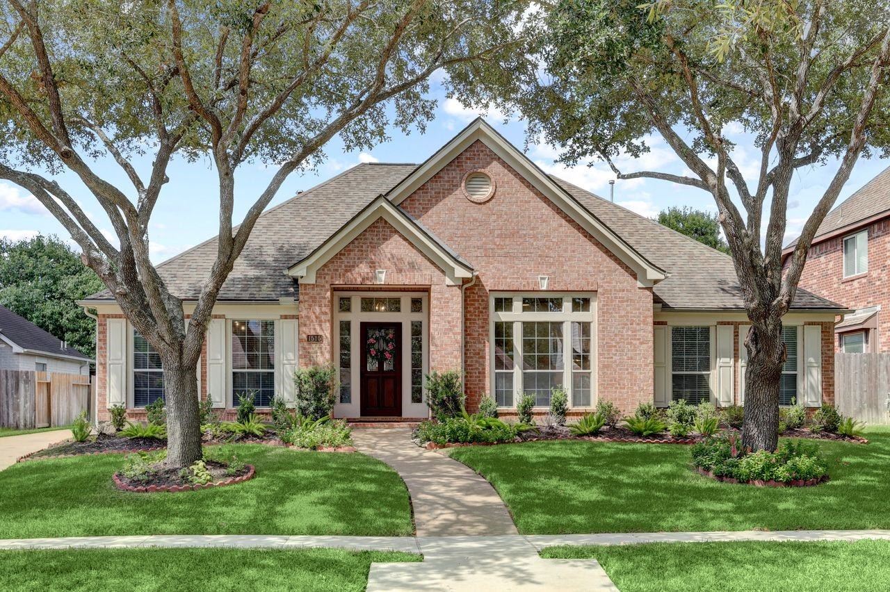 1515 Thunder Lake Lane, Sugar Land, TX 77498 1515 Thunder Lake Lane, Sugar Land, TX 77498