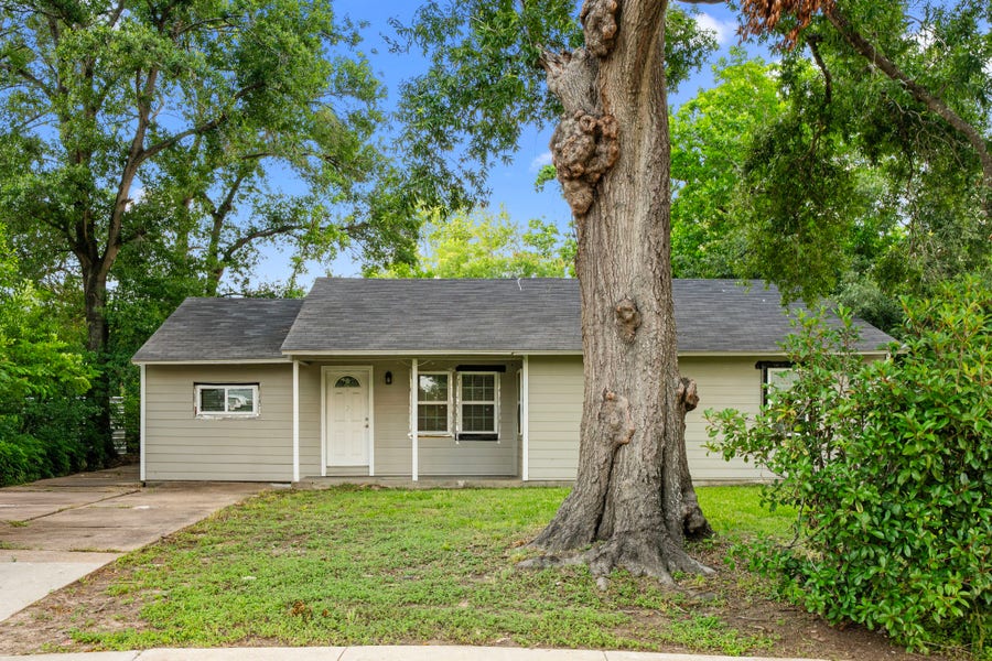 Property photo for 5835 Southseas Street, Houston, TX