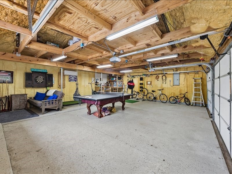 9007 Avebury Stone Circle, Missouri City, TX 77459 This isnt your typical garage. Extended for extra depth and fully finished with epoxy floors, insulation, and A/C, its a true flex spacecurrently a hangout, but ready to become your gym, workshop, or ultimate hobby space.