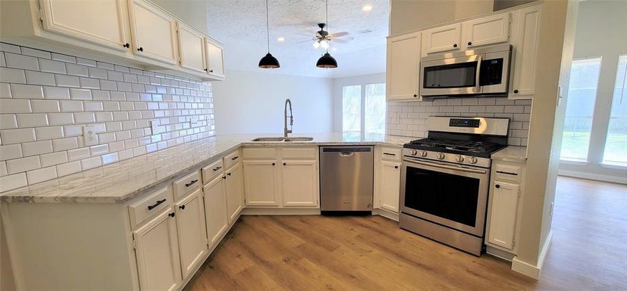 Property photo for 322 Village Creek Drive, Webster, TX