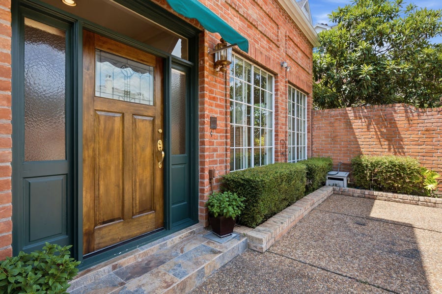 Property photo for 1422 Nantucket Drive, #A, Houston, TX