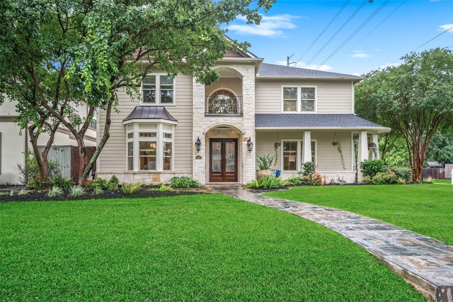 Property photo for 1363 Chippendale Road, Houston, TX
