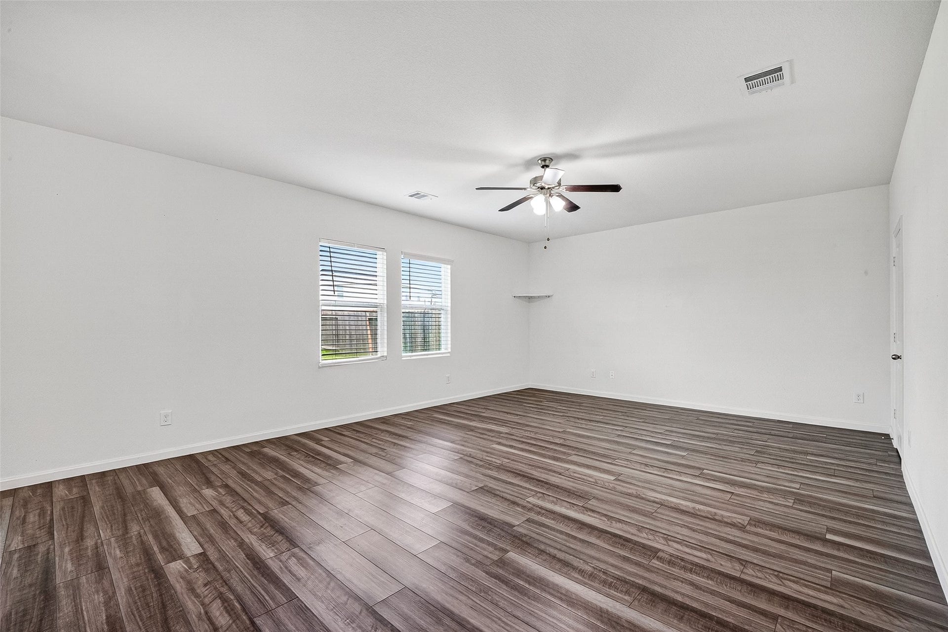 7518 Evitale Way, Houston, TX 77049 7518 Evitale Way, Houston, TX 77049