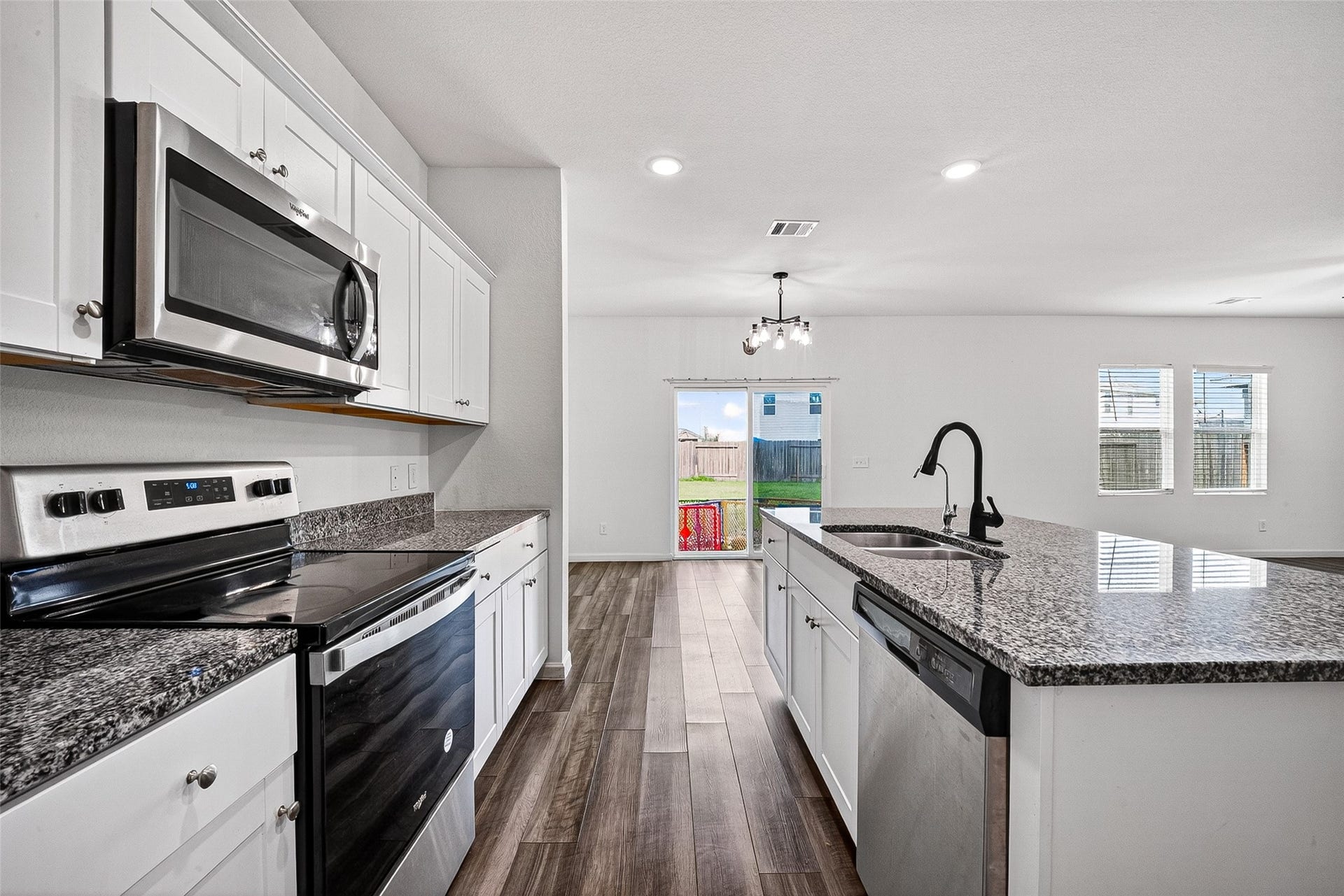 7518 Evitale Way, Houston, TX 77049 7518 Evitale Way, Houston, TX 77049