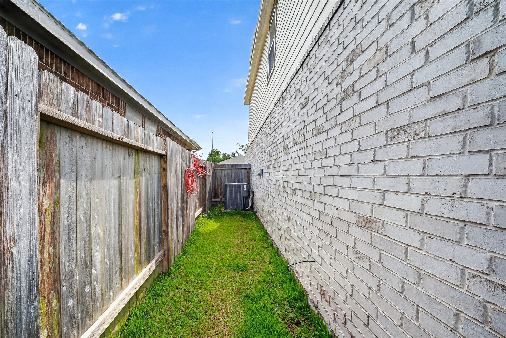 7518 Evitale Way, Houston, TX 77049 7518 Evitale Way, Houston, TX 77049