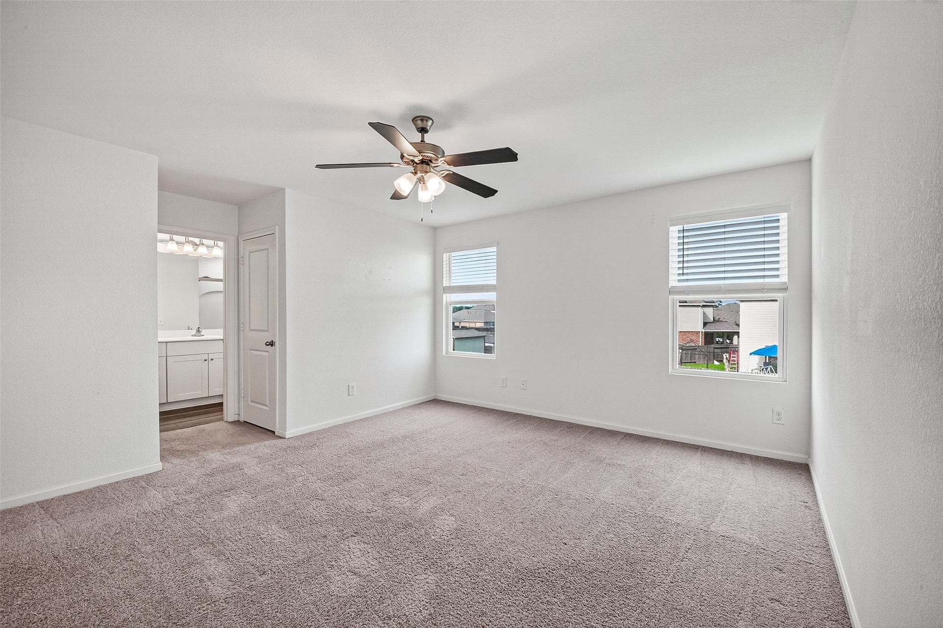 7518 Evitale Way, Houston, TX 77049 7518 Evitale Way, Houston, TX 77049