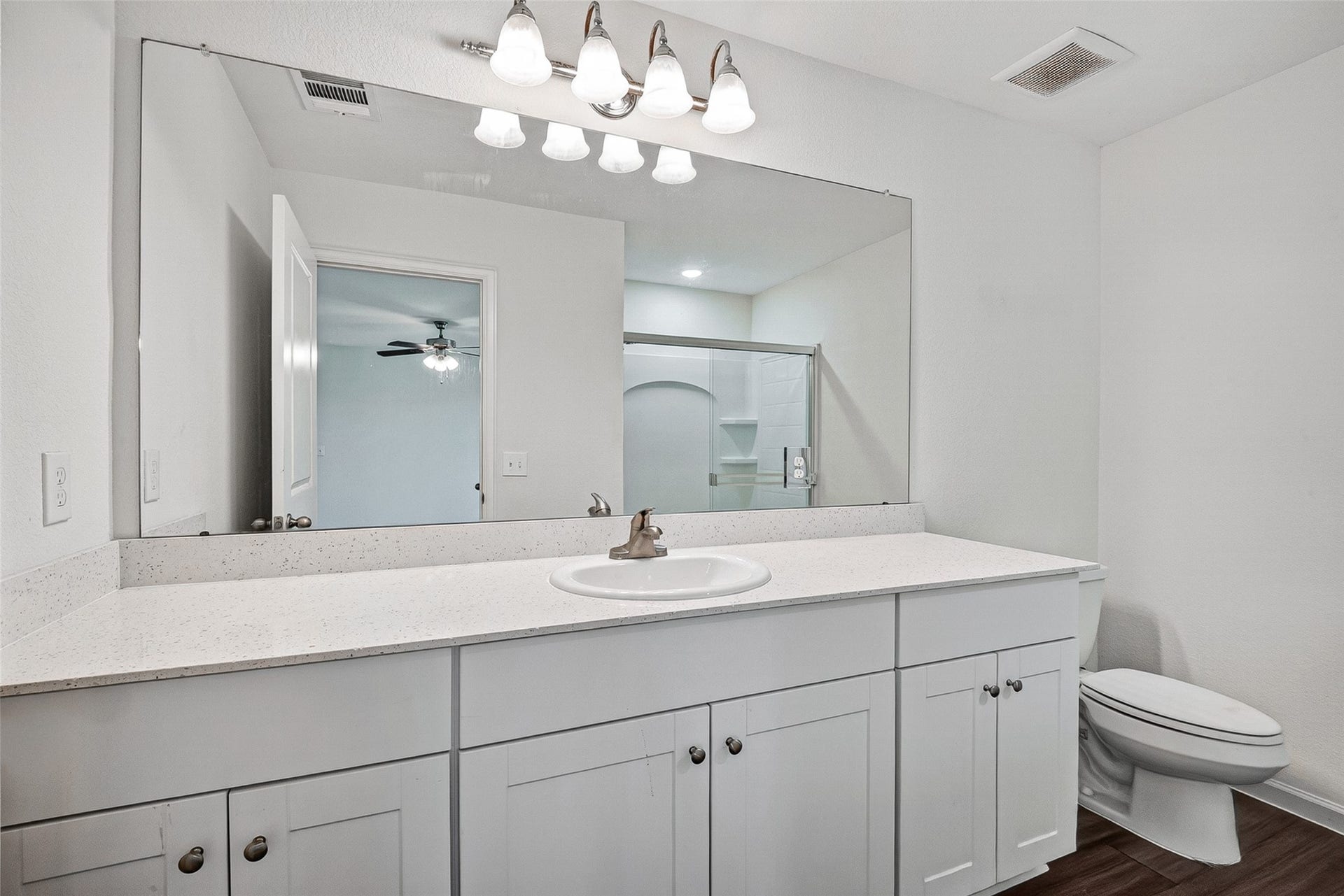 7518 Evitale Way, Houston, TX 77049 7518 Evitale Way, Houston, TX 77049