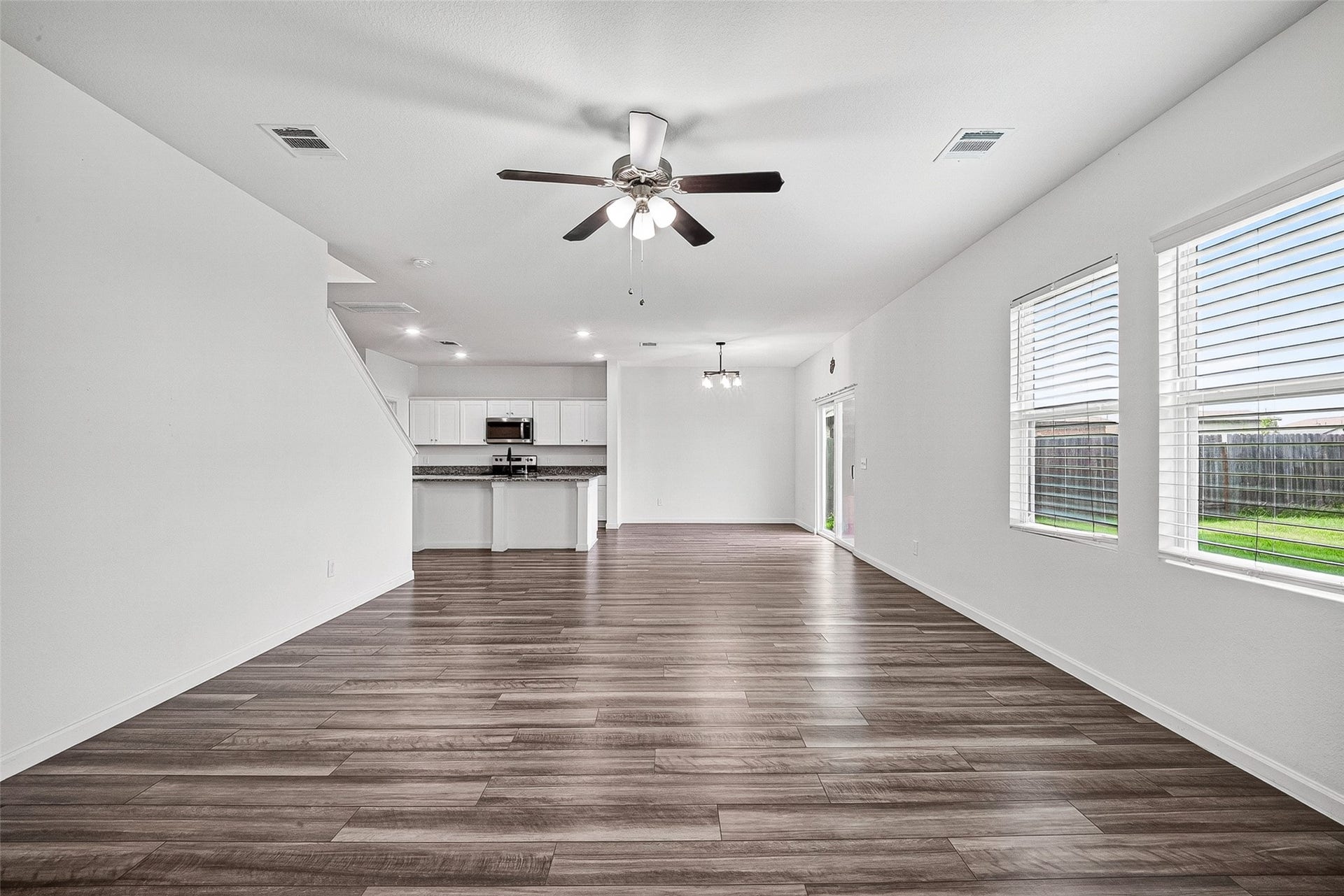 7518 Evitale Way, Houston, TX 77049 7518 Evitale Way, Houston, TX 77049