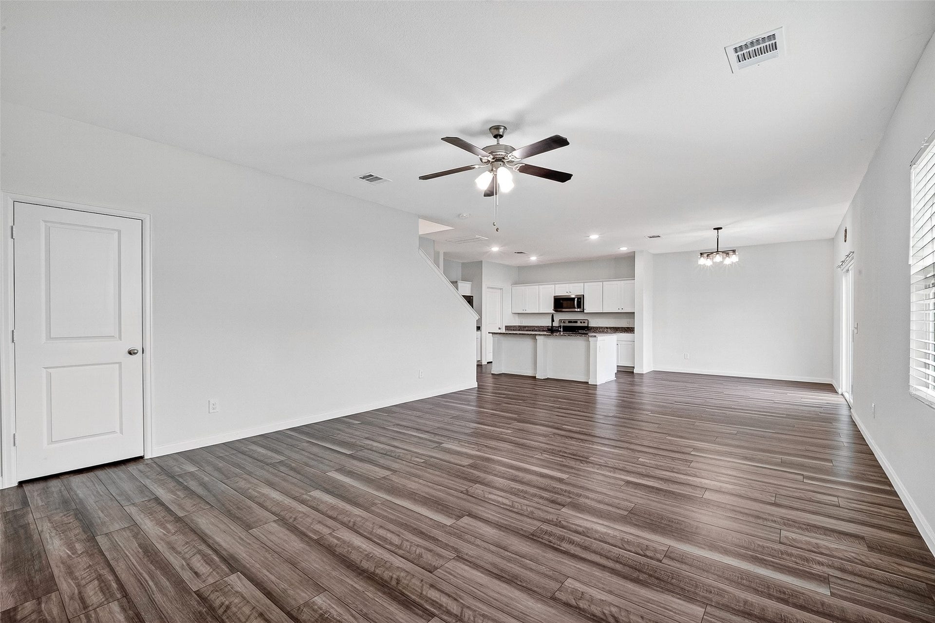 7518 Evitale Way, Houston, TX 77049 7518 Evitale Way, Houston, TX 77049