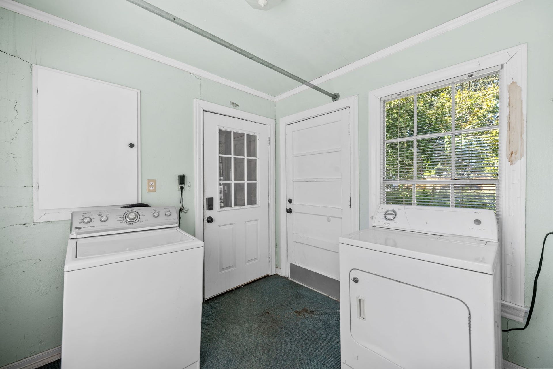 401 N Pruett Street, Baytown, TX 77520 401 N Pruett Street, Baytown, TX 77520