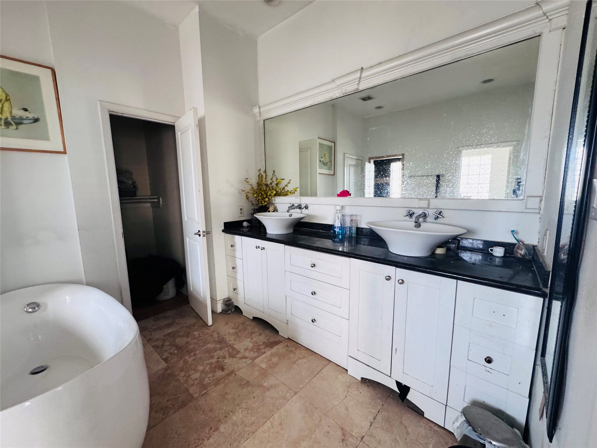 1001 Gillette Street, Houston, TX 77019 1001 Gillette Street, Houston, TX 77019