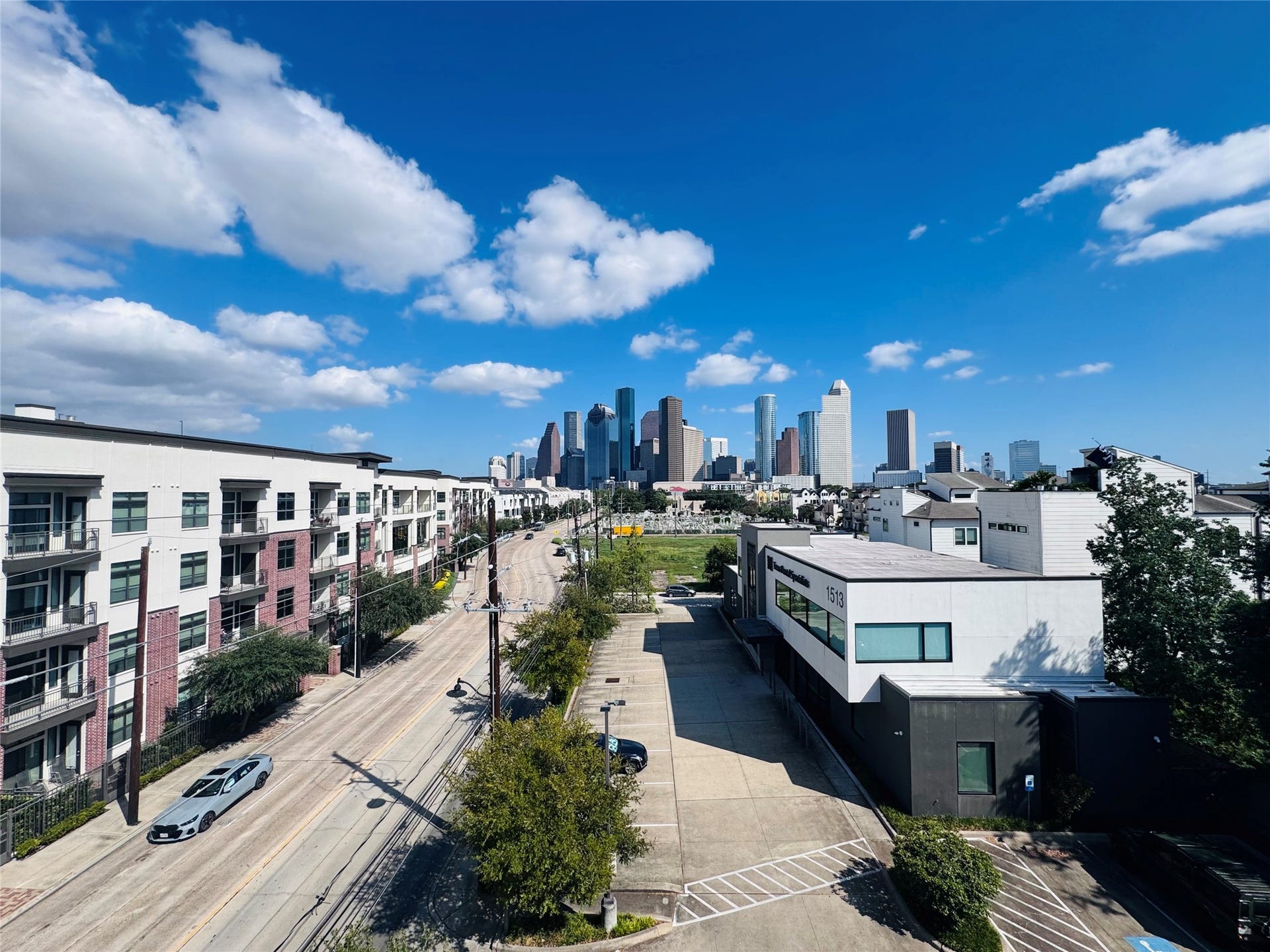 1001 Gillette Street, Houston, TX 77019 1001 Gillette Street, Houston, TX 77019