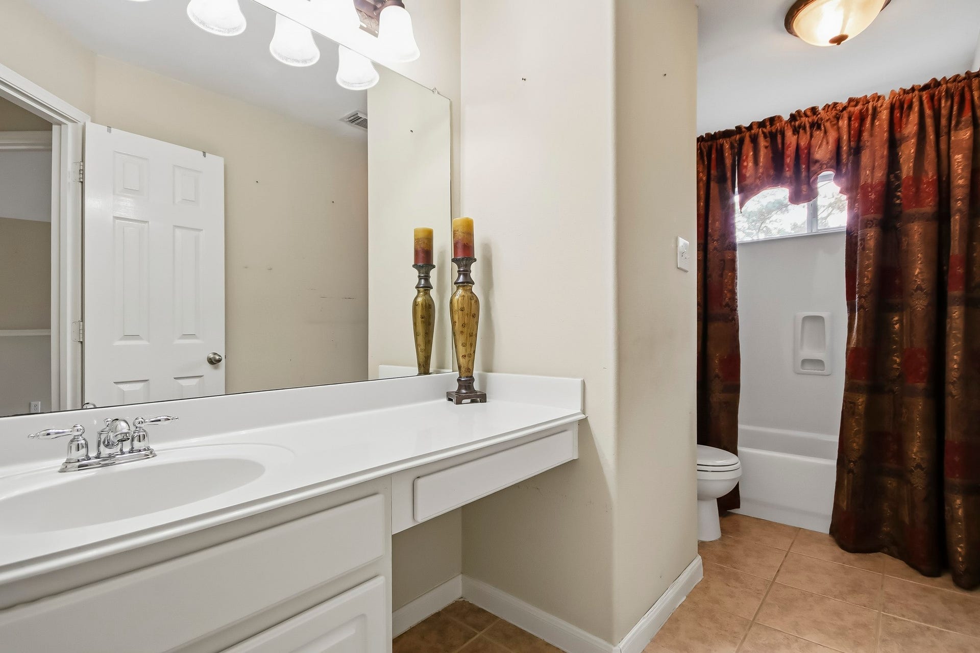 20689 Bentwood Oaks Drive, Porter, TX 77365