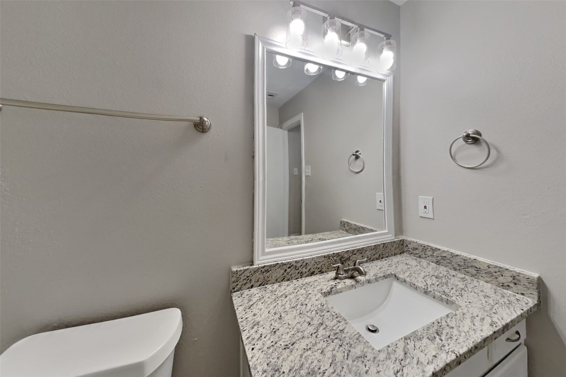 21442 Forest Colony Drive, Porter, TX 77365