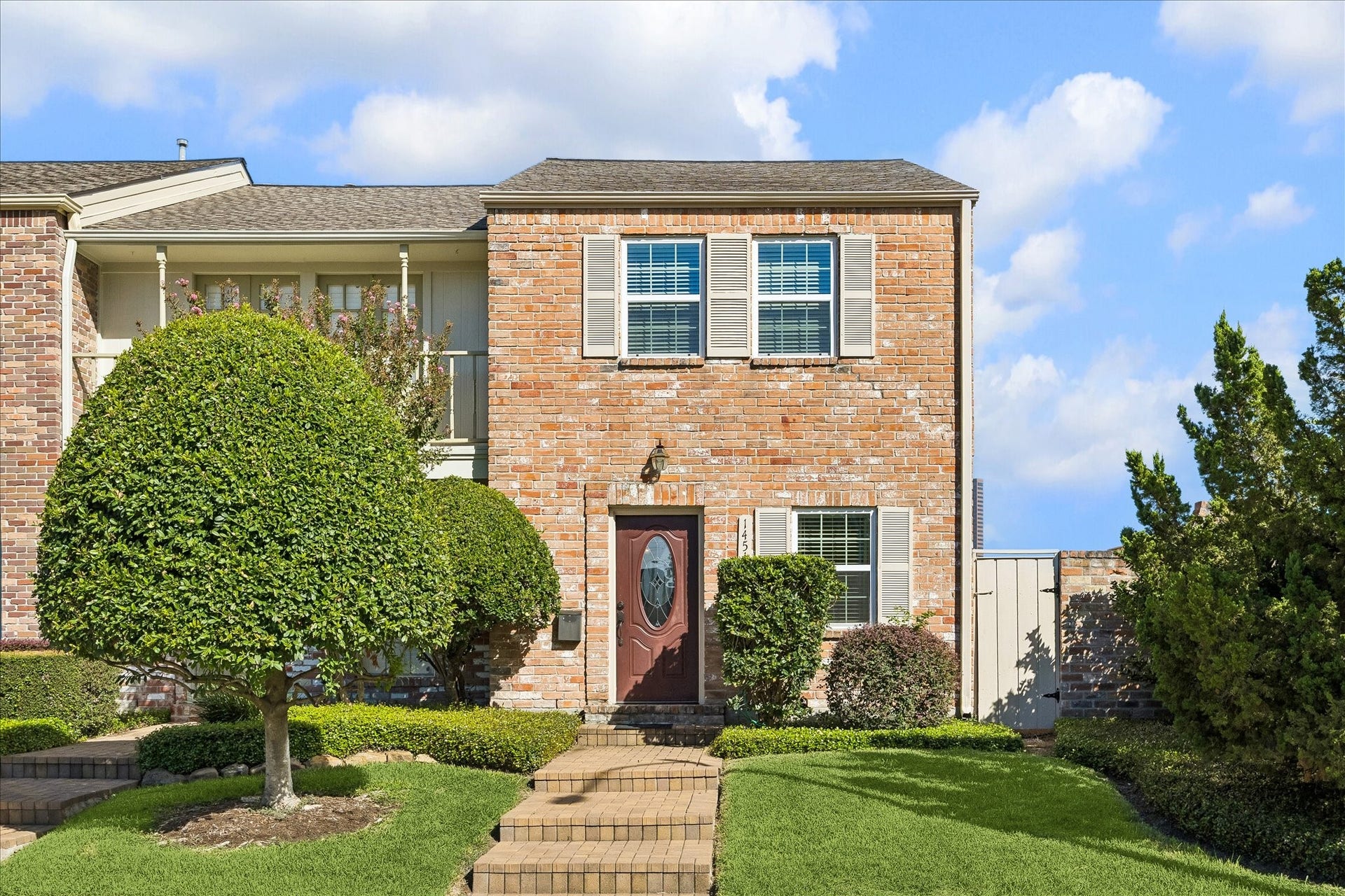 1451 Fountain View Drive, #6, Houston, TX 77057 1451 Fountain View Drive, #6, Houston, TX 77057