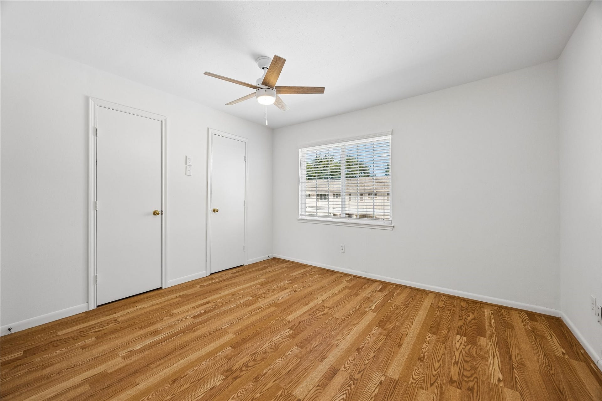 1451 Fountain View Drive, #6, Houston, TX 77057 1451 Fountain View Drive, #6, Houston, TX 77057