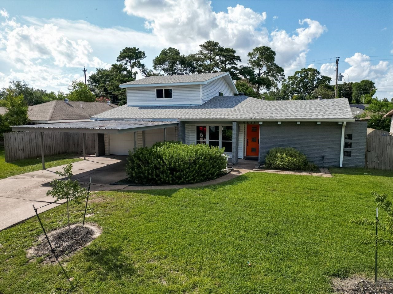9538 Kerrwood Lane, Houston, TX 77080 See the home updates in the attachments and schedule your showing today!