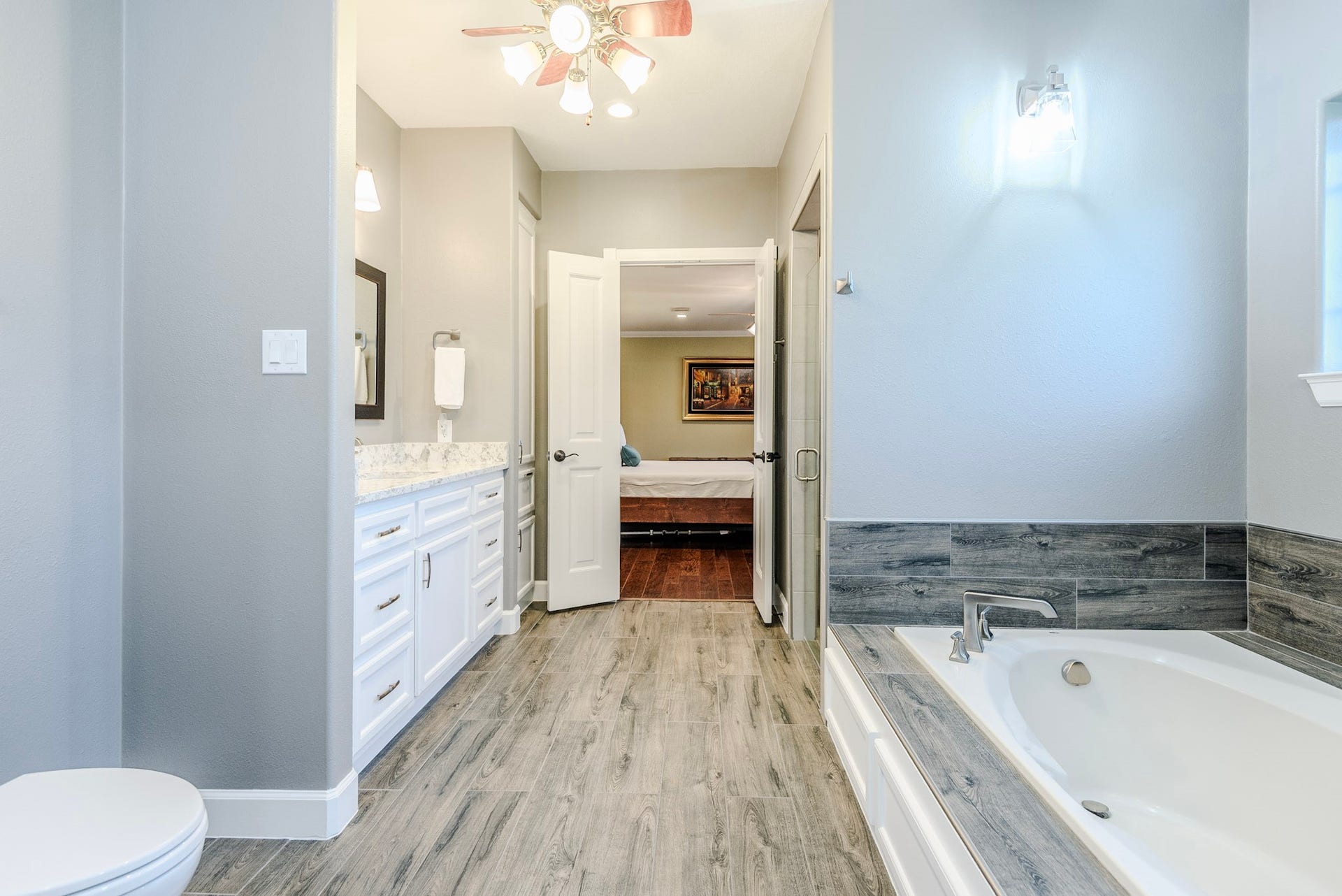 1 of 2 primary bathrooms