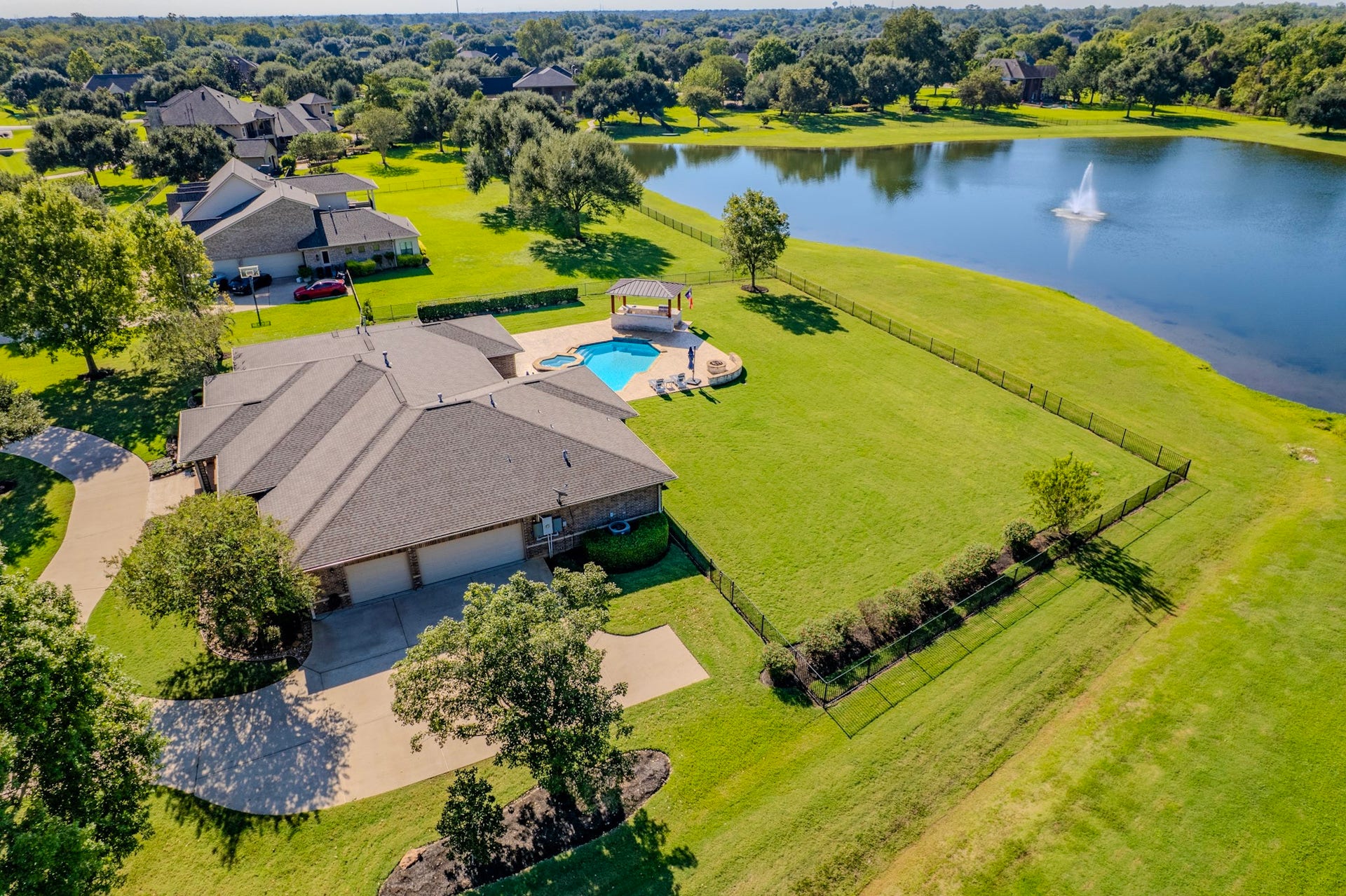 2903 Hinkles Ferry, Richmond, TX 77406