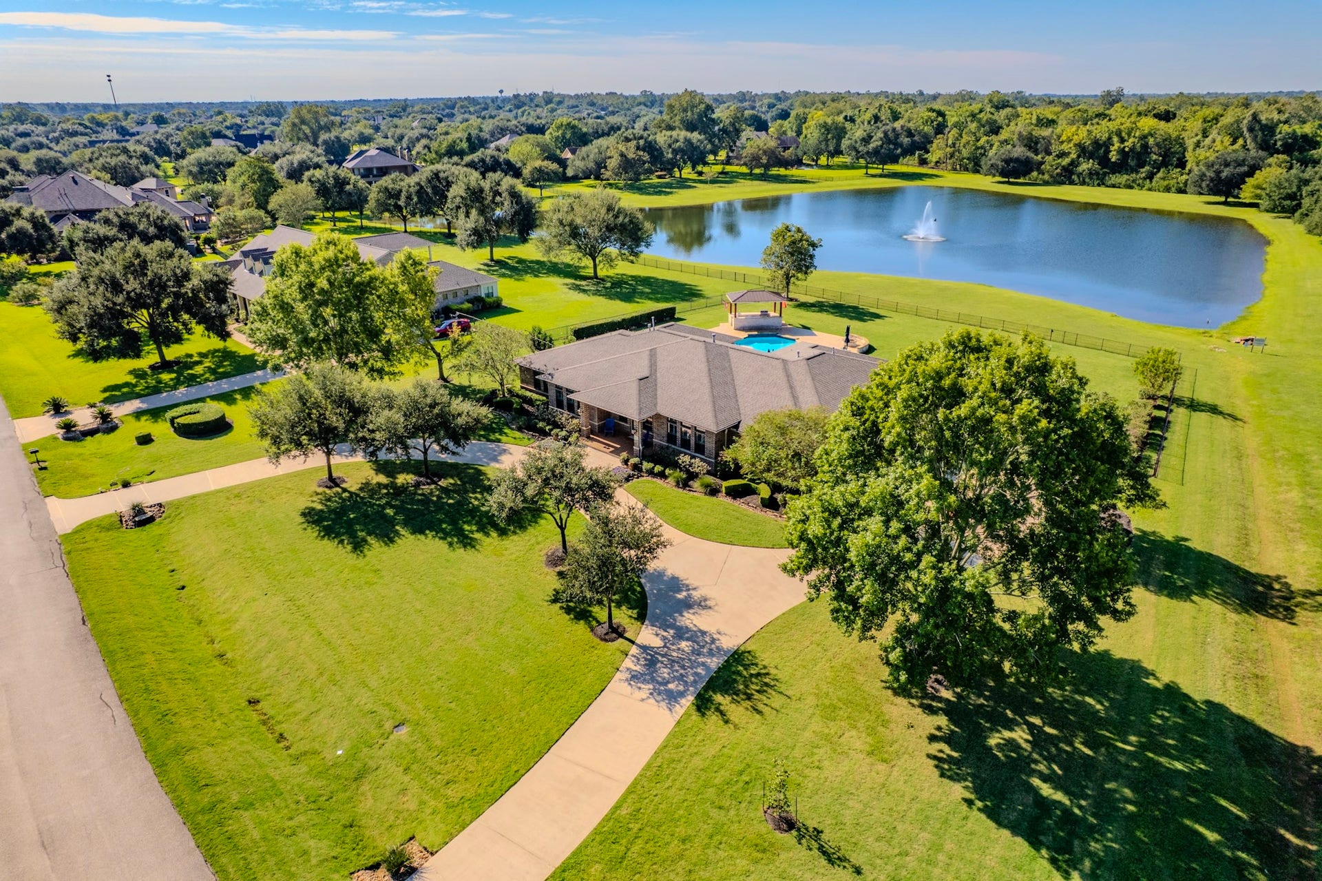 2903 Hinkles Ferry, Richmond, TX 77406