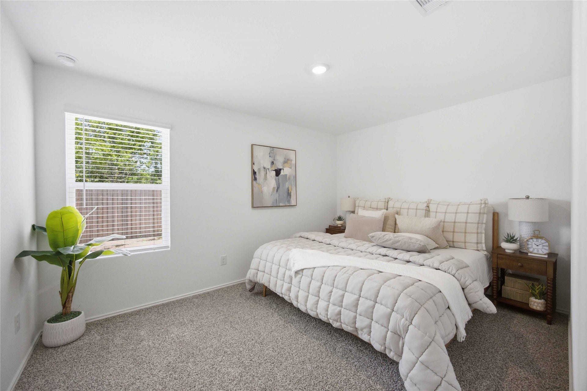 6035 Pineapple Street, Houston, TX 77048