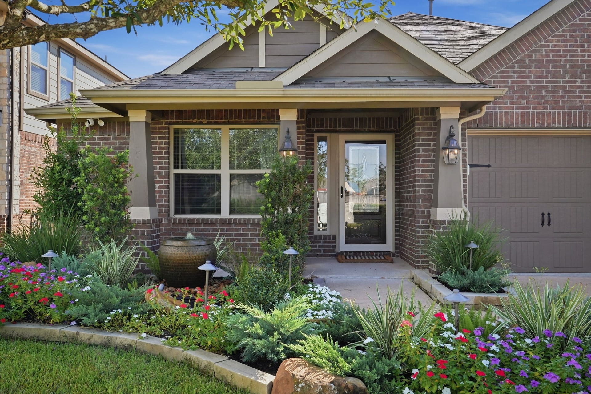 18014 Fernwood Bend Drive, Tomball, TX 77377 18014 Fernwood Bend Drive, Tomball, TX 77377