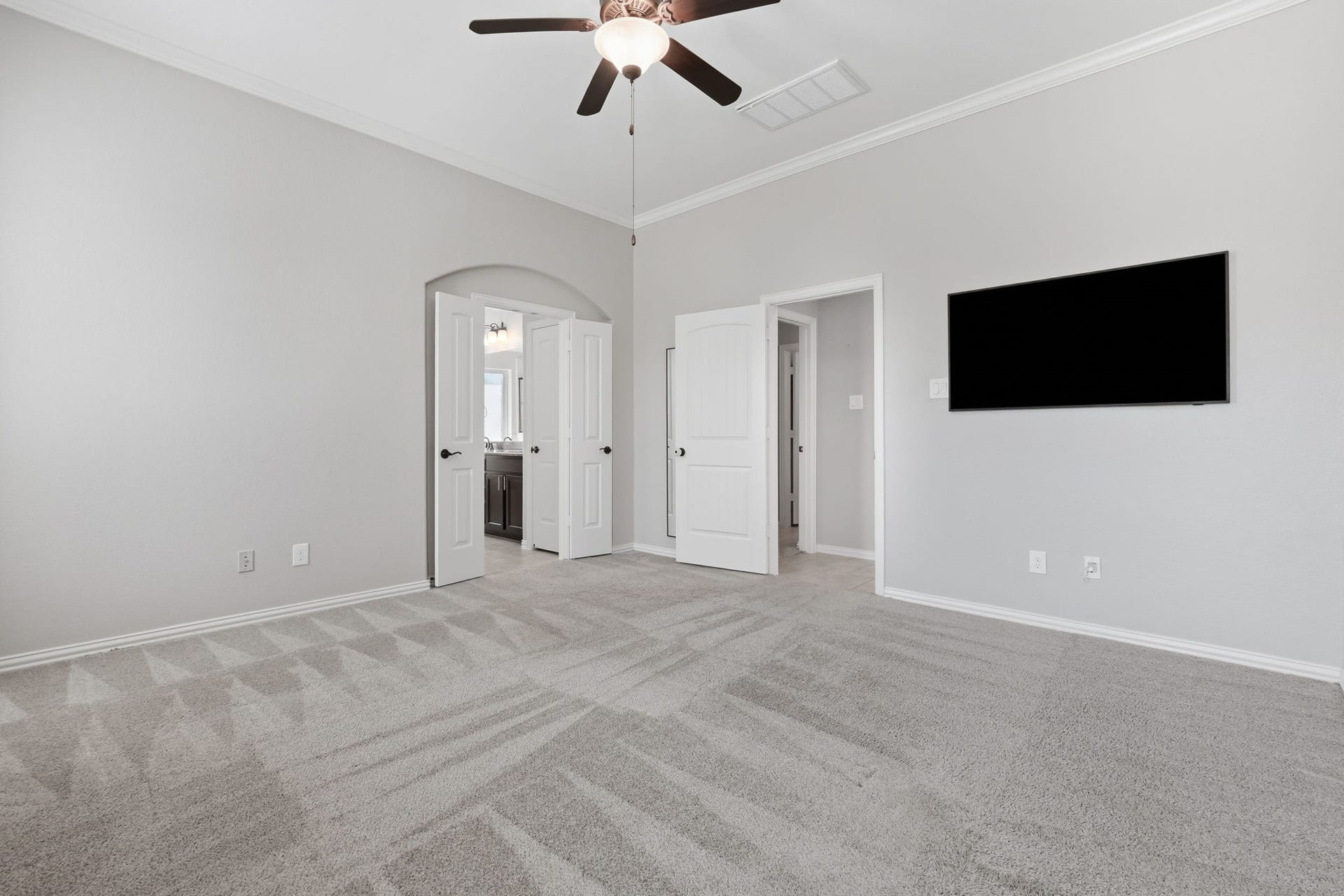 18014 Fernwood Bend Drive, Tomball, TX 77377 18014 Fernwood Bend Drive, Tomball, TX 77377